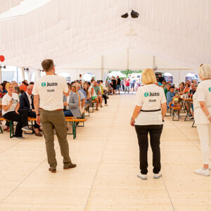 Begrüßung im Festzelt Begrüßung im Festzelt