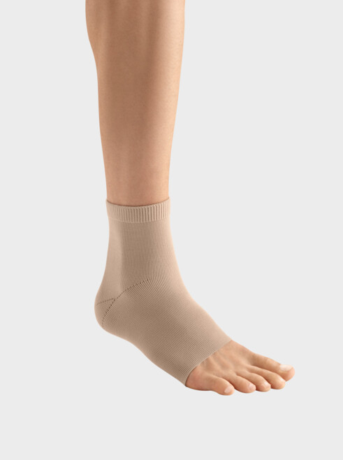 Stopa z JuzoFlex Malleo 707 w kolorze Beige